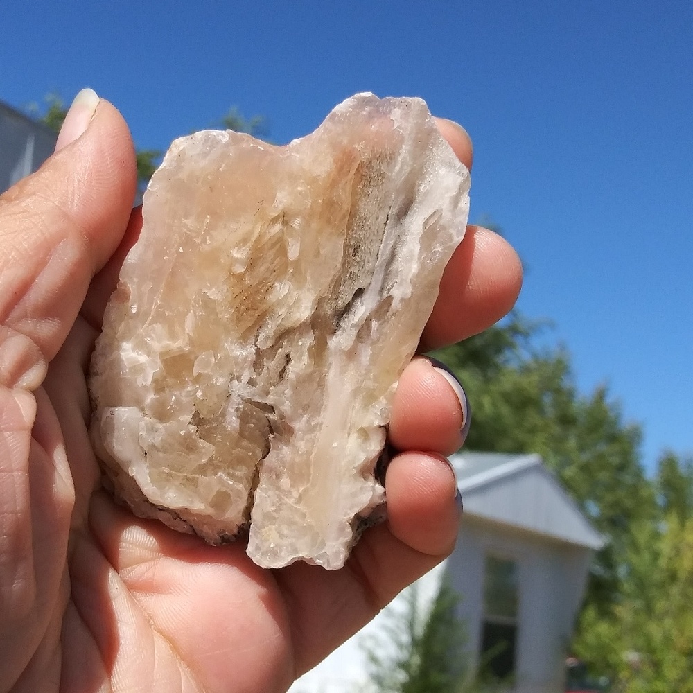 Raw Gypsum Selenite